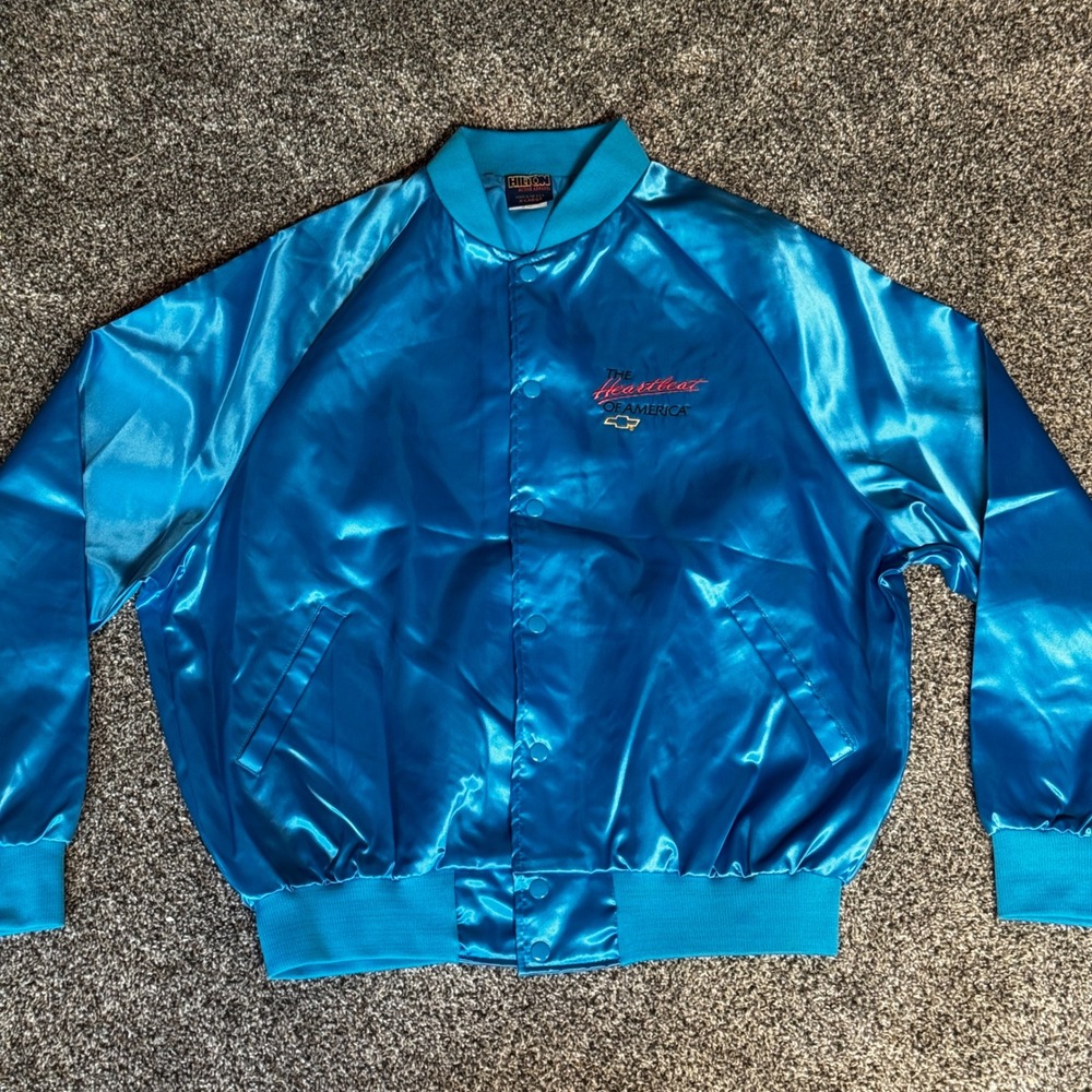 Vintage Chevrolet Heartbeat of America Satin Bomber Jacket XL Blue Hilton Chevy